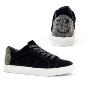 Lola Cruz Women's 10 Black Suede Lace Up Sneakers